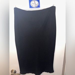 Anne Klein skirt. Black. Size 8
